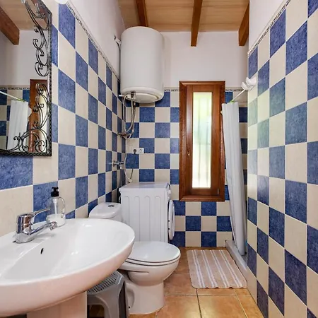 Yourhouse Ermita Villa *